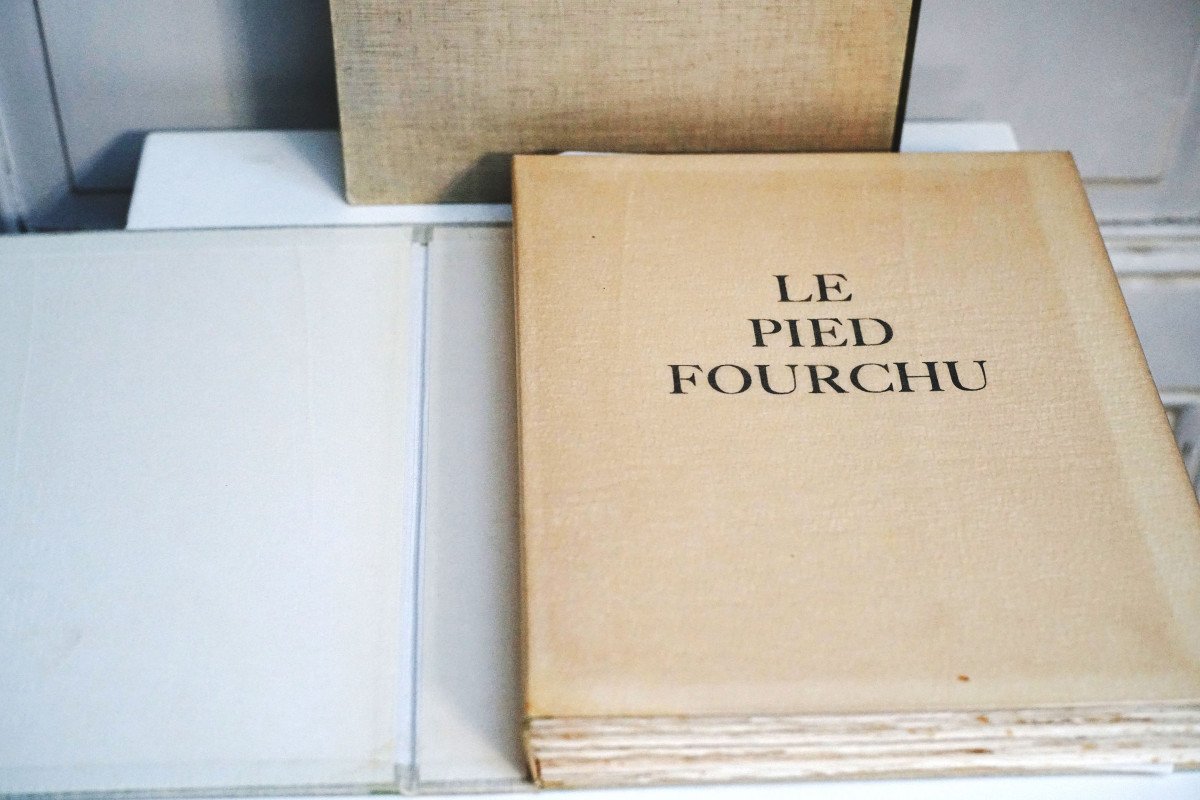 CURIOSA : René BOYLESVE, "LE PIED FOURCHU" Illustrations de P-E BÉCAT-photo-1