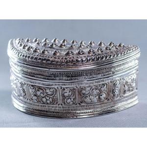 Half Moon Burmese Silver Betel Lime Box 117g