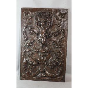 PUTTO, Bas relief sur cuivre sur bois, XIXème