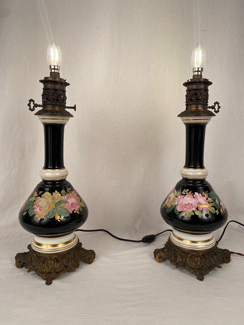 Pair Of Oil Lamps Mounted With Electricity, Porcelain With Rose Decor-photo-2