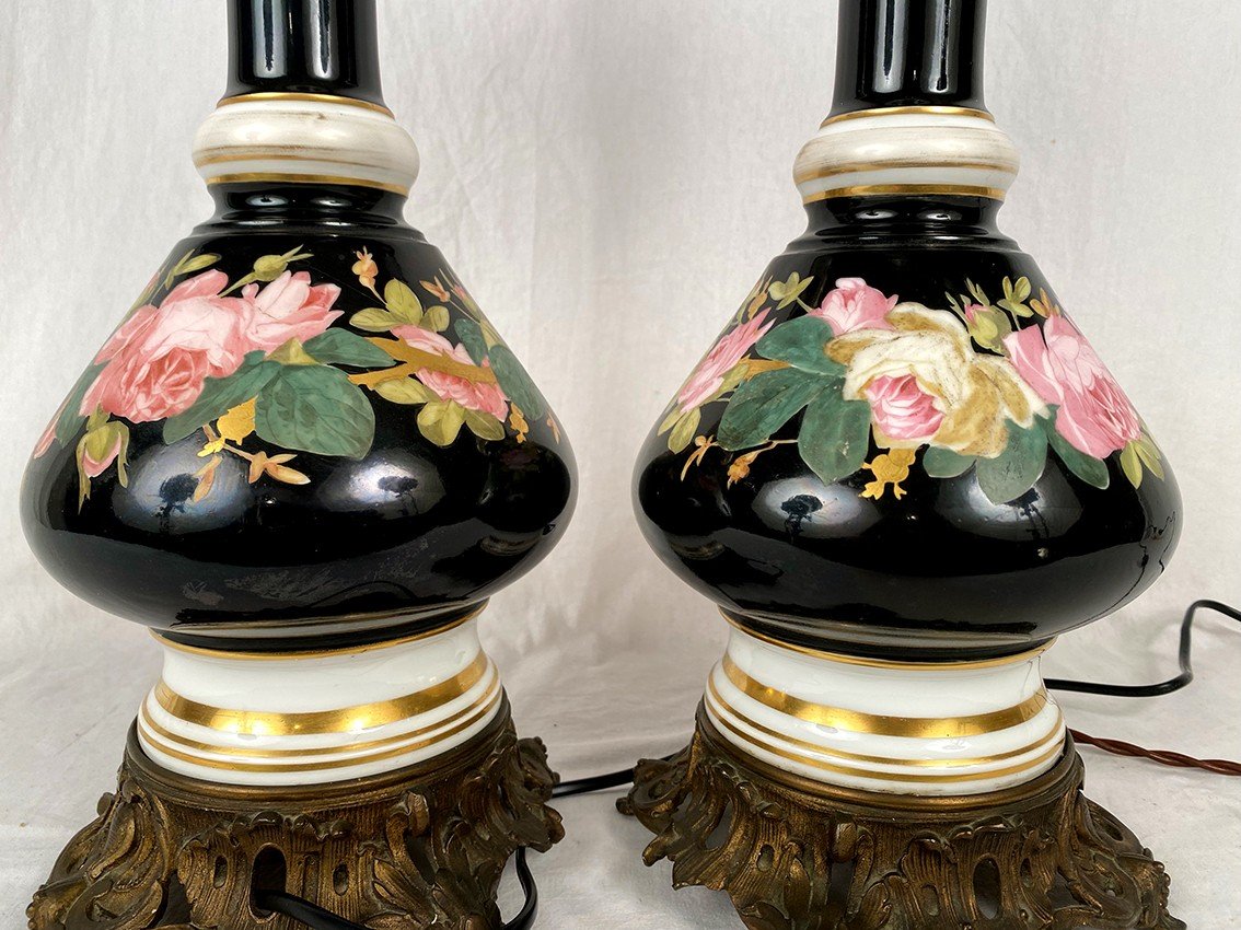 Pair Of Oil Lamps Mounted With Electricity, Porcelain With Rose Decor-photo-4