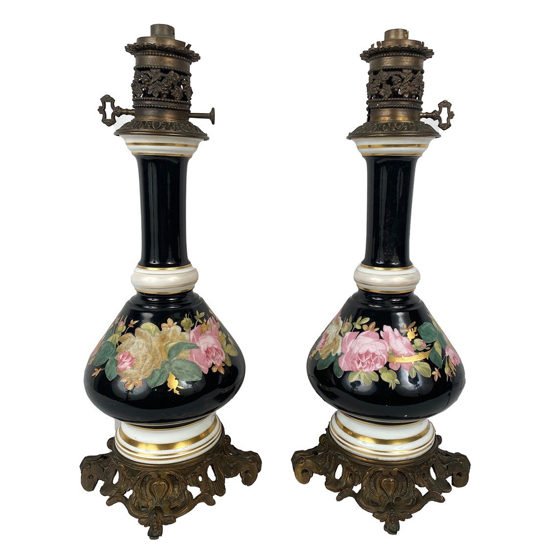 Pair Of Oil Lamps Mounted With Electricity, Porcelain With Rose Decor