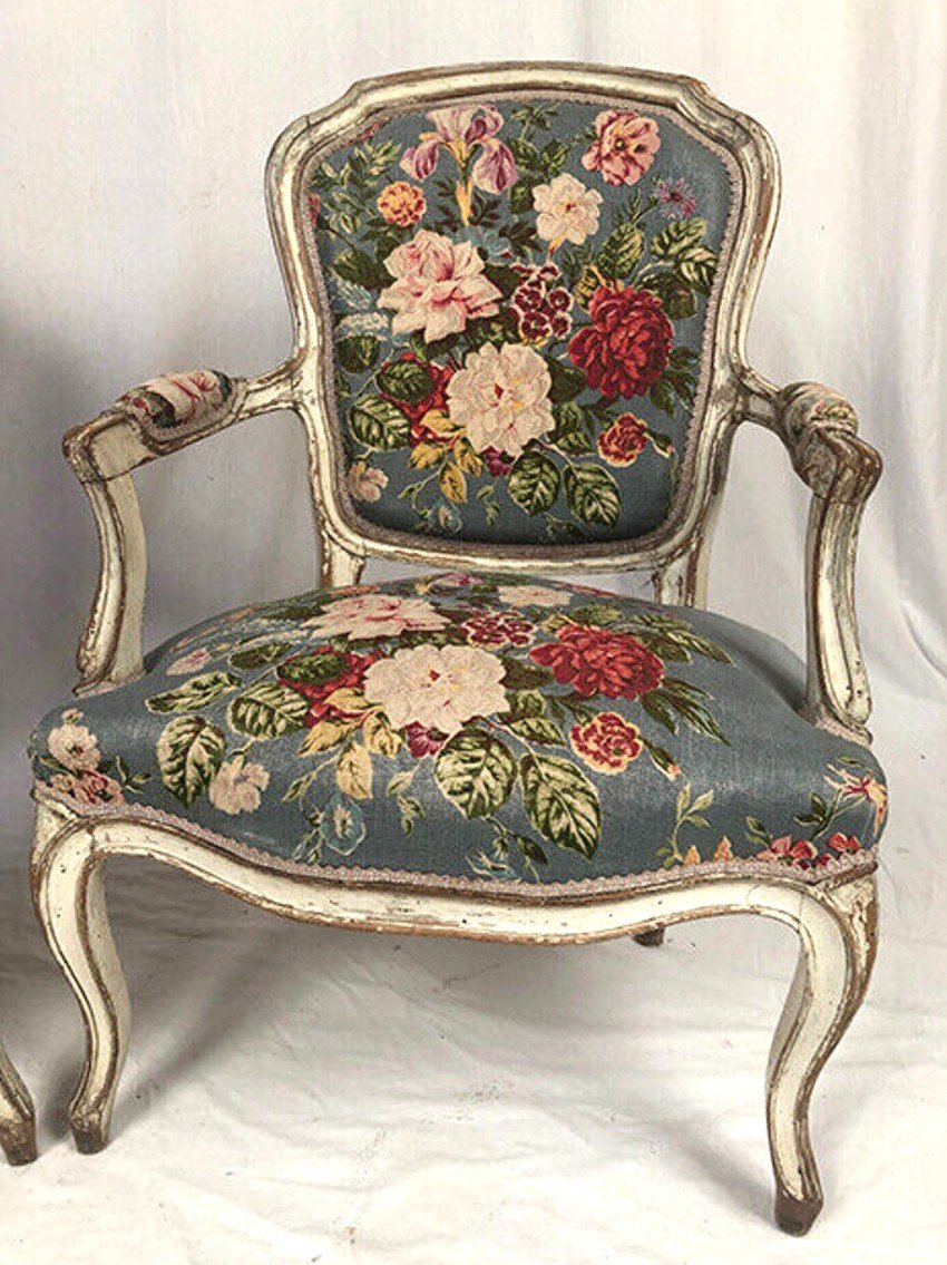 Pair Of Louis XV Style Cabriolet Armchairs, White Lacquered Wood-photo-3