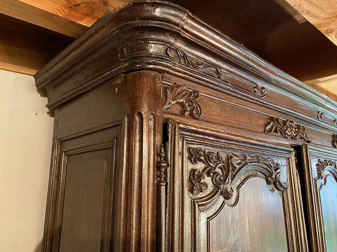 Armoire En Chêne Sculpté à Décor De Feuillages Et De Fleurs, Fin XVIIIe-photo-2