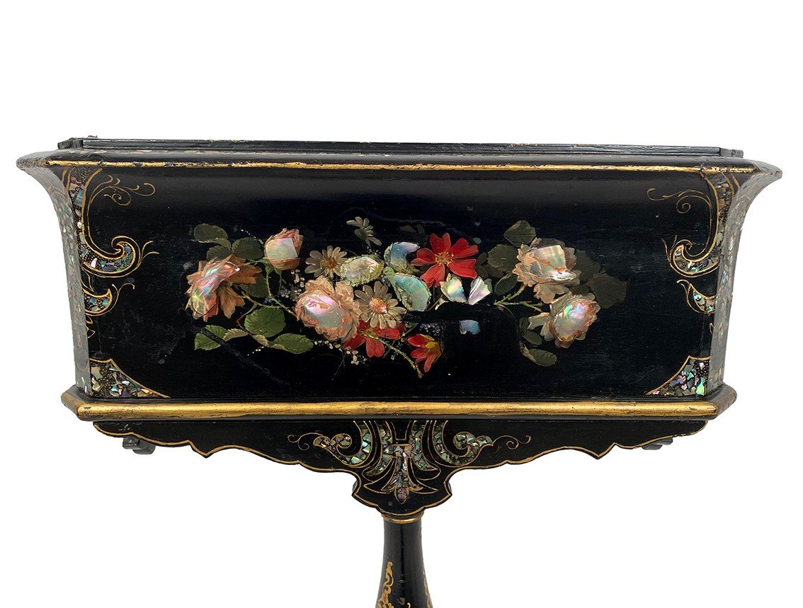 Napoleon III Planter On Stand With Rich Painted Decorations Of Flowers And Burgos-photo-3