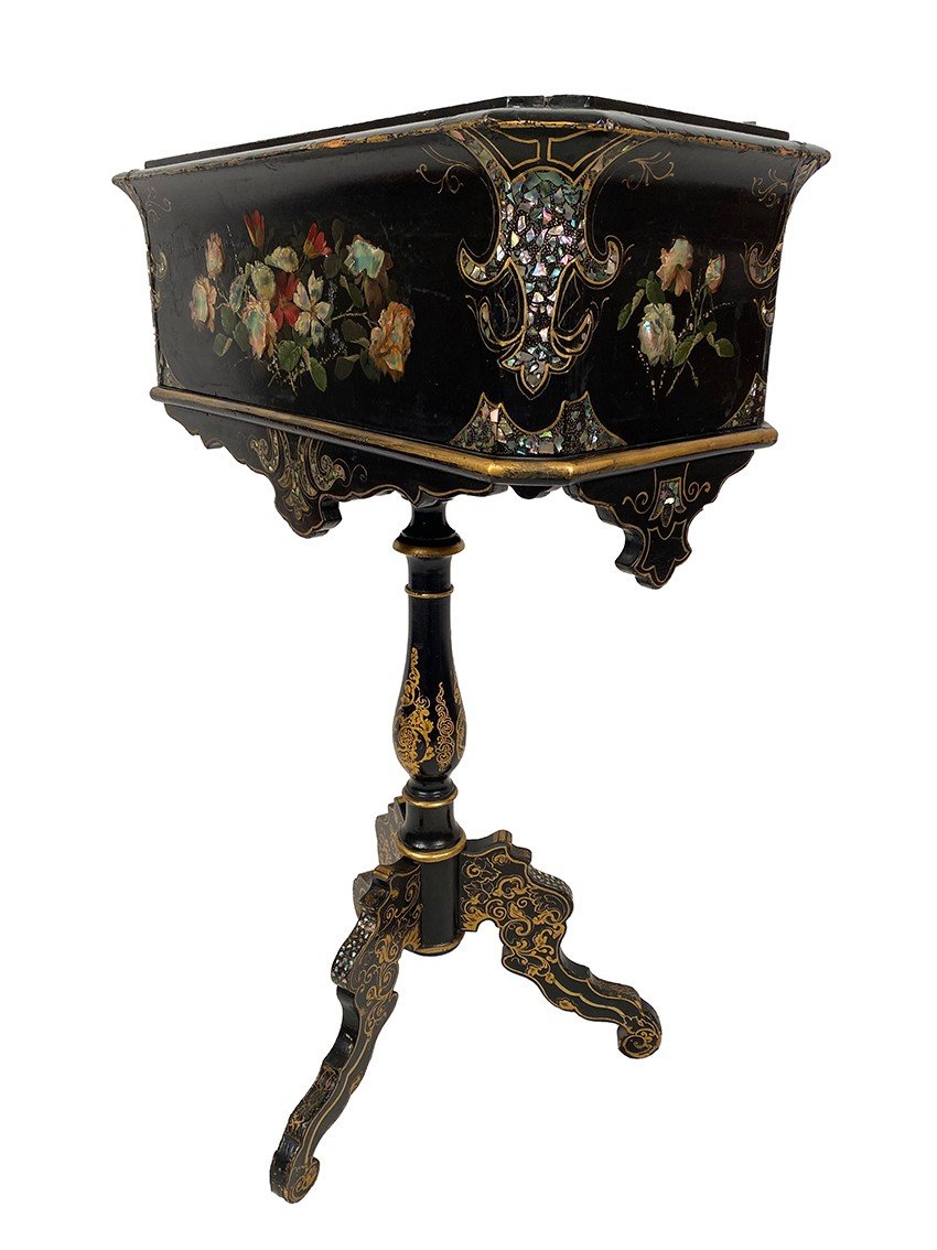 Napoleon III Planter On Stand With Rich Painted Decorations Of Flowers And Burgos-photo-4