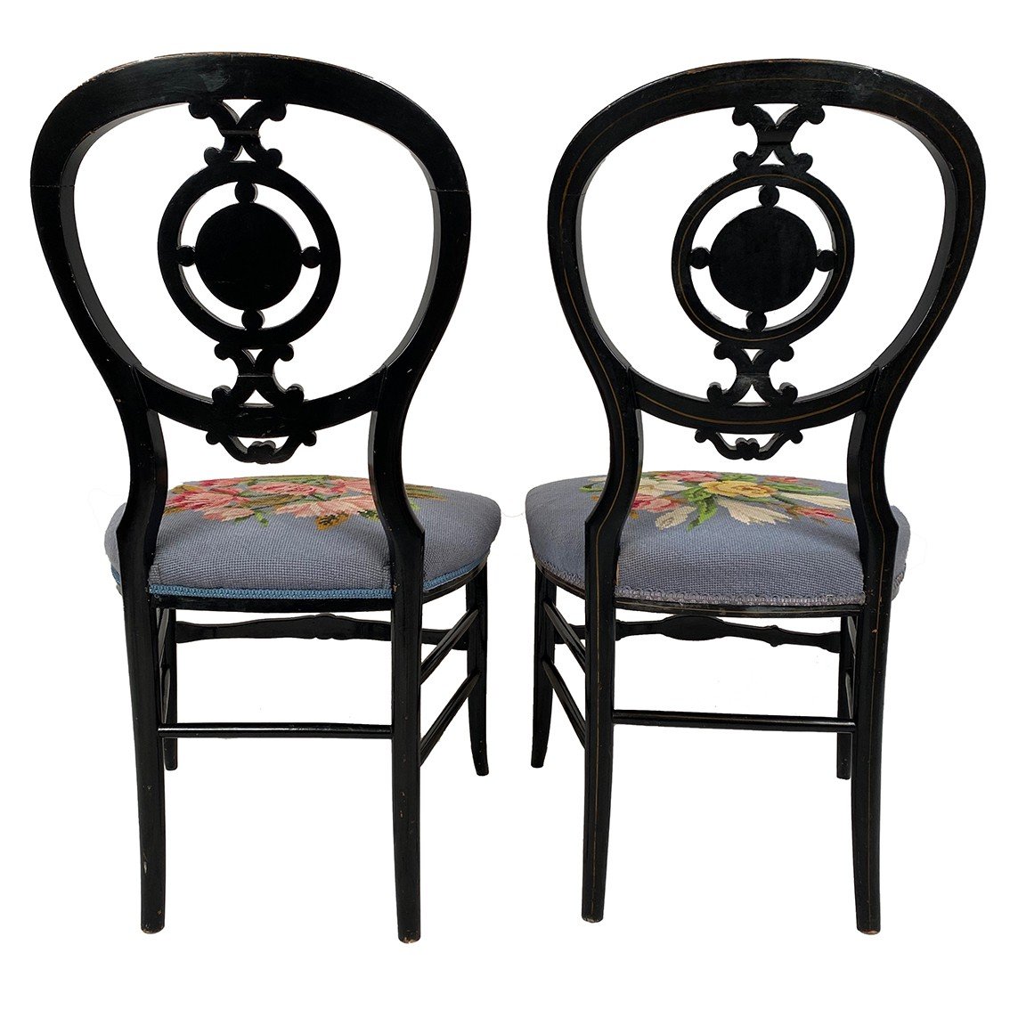 Fausse Paire De Chaises Napoléon III, Bois Laqué Noir à Décor Peint De Fleurs Et Burgauté-photo-5