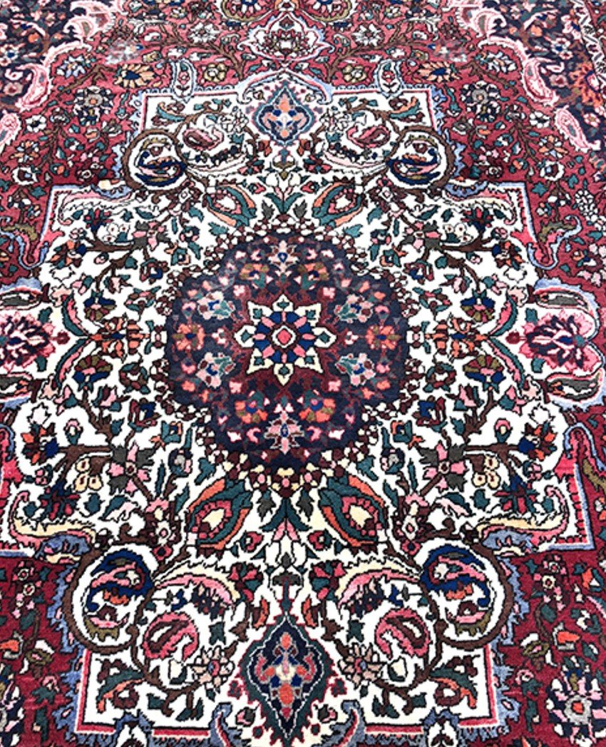 Bakhtiar Hand-knotted Wool Rug With Floral Decor-photo-2