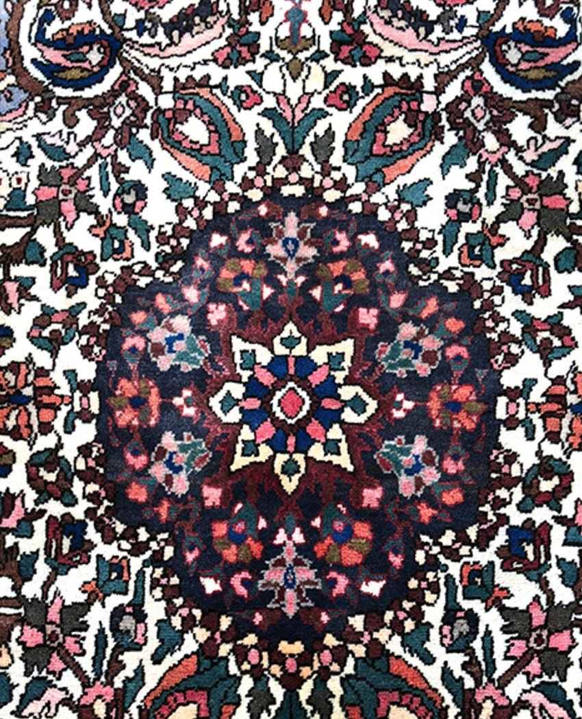 Bakhtiar Hand-knotted Wool Rug With Floral Decor-photo-3