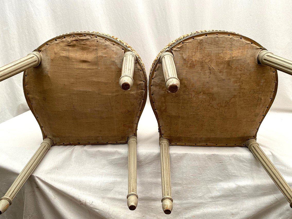 Pair Of Louis XVI Style Lyre Back Chairs, Grey Lacquered Wood-photo-3