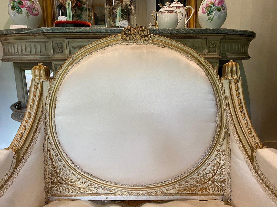 Marquise De Style Louis XVI En Bois Laqué Blanc, Rechampi Or. Vers 1900-photo-3