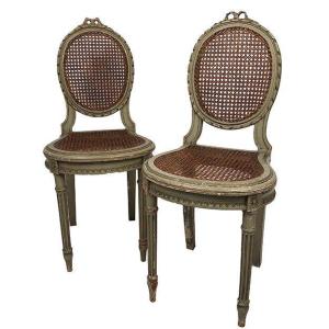 Paire De Chaises De Style Louis XVI En Bois Laqué Gris, Fin XIXe Ou Début XXe