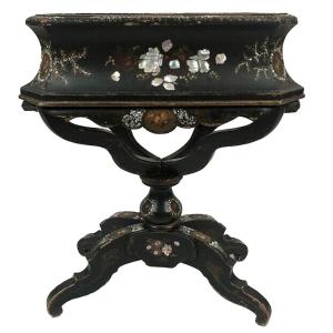 Blackened Wood Planter Decorated With Flowers In Medallions And Burgundy, Napoleon III