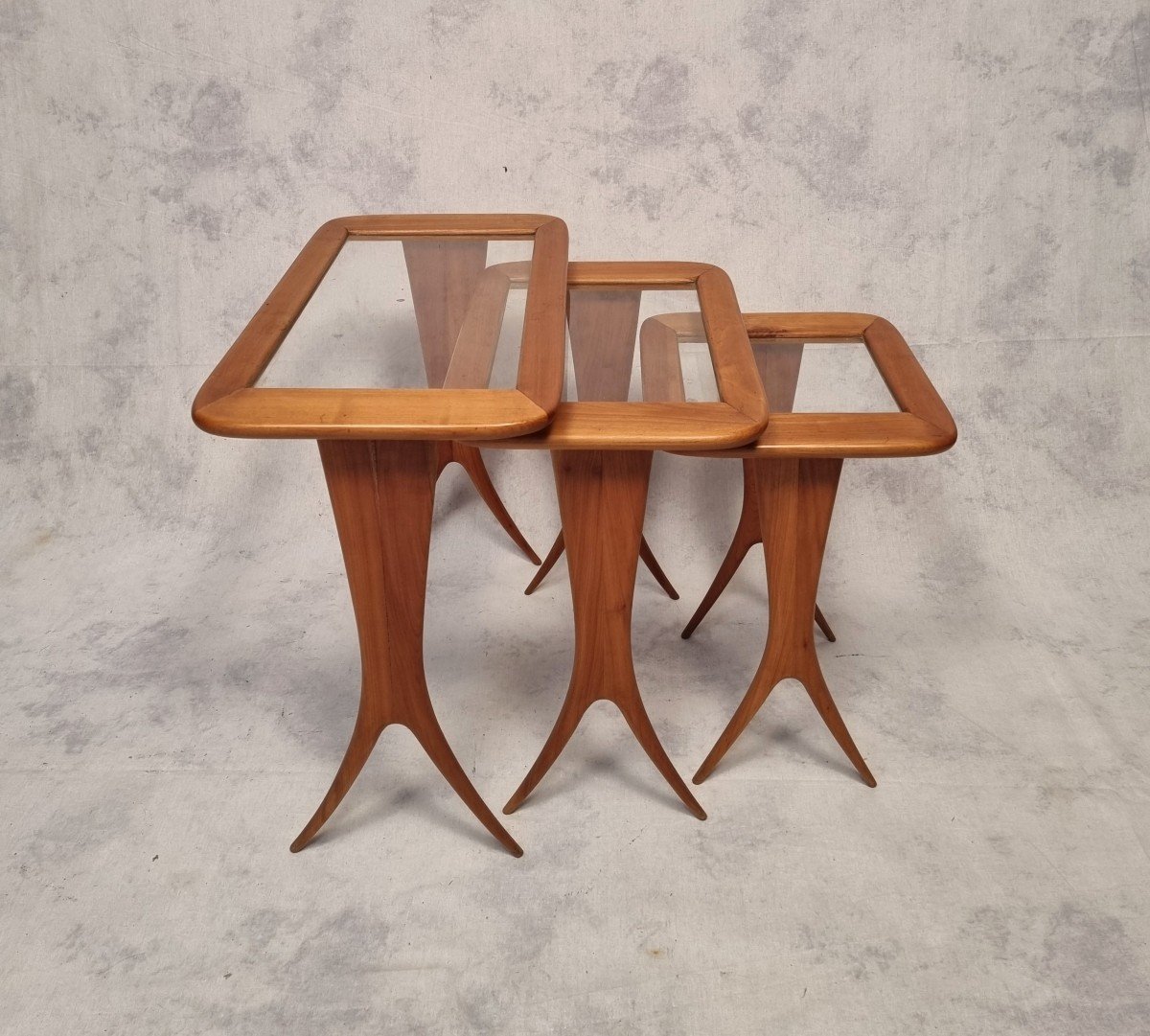 Suite De Tables Gigognes De Raphaël Raffel - Merisier - Ca 1955-photo-4