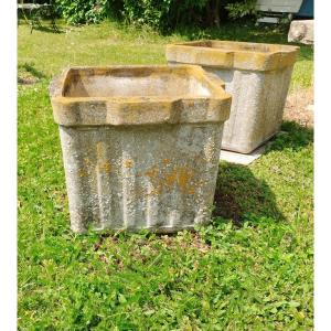 Pair Of Modernist Planter In Cellular Concrete 