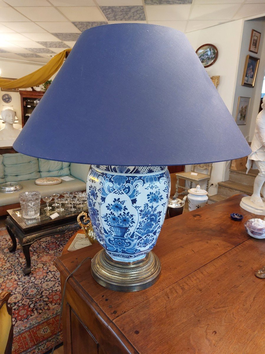 Delft Earthenware Lamp-photo-4