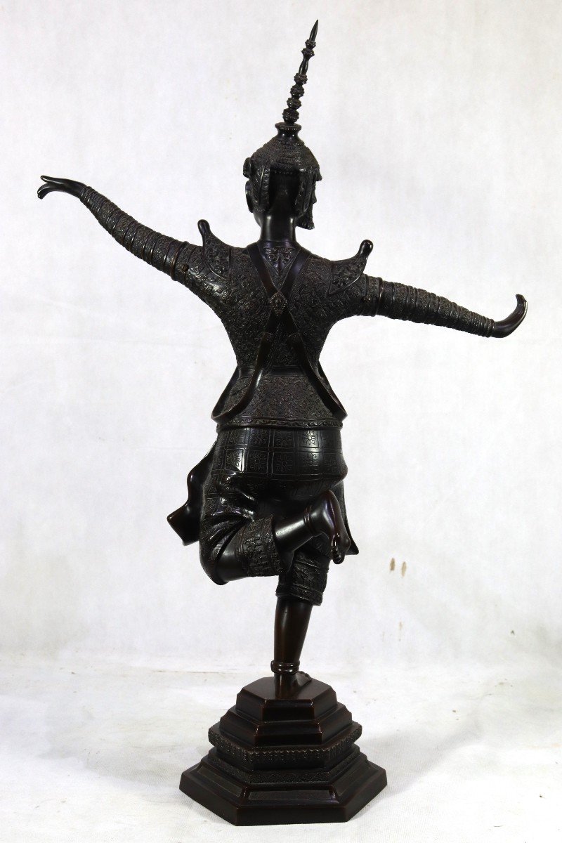 Cambodge , Importante Sculpture Bronze " Danseuse Cambodgienne ", XIXe-photo-3