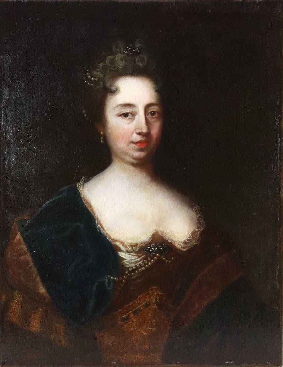 French School Early 18th Century, Hst Portrait "lady Of Quality".-photo-2