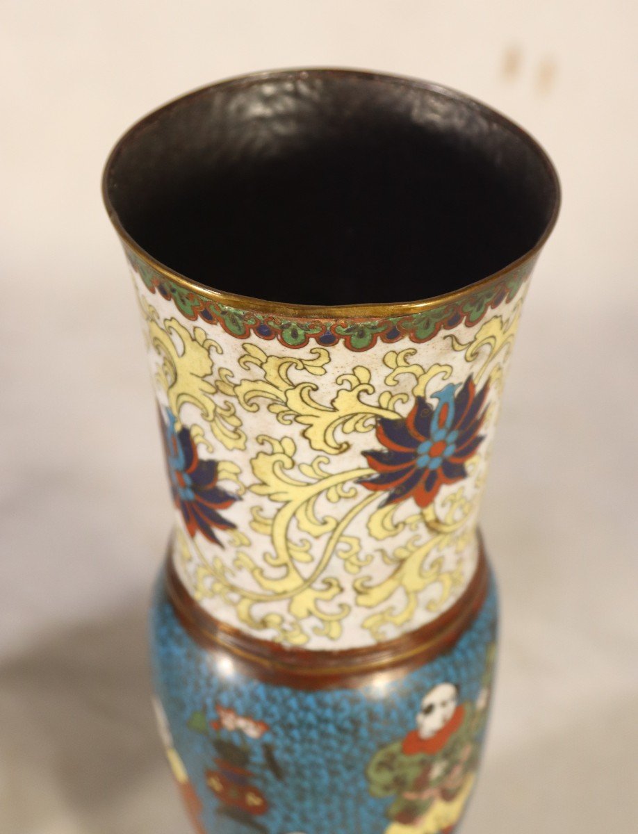 Art d'Asie XIXe, Paire De Vases En émaux Cloisonnés.-photo-1