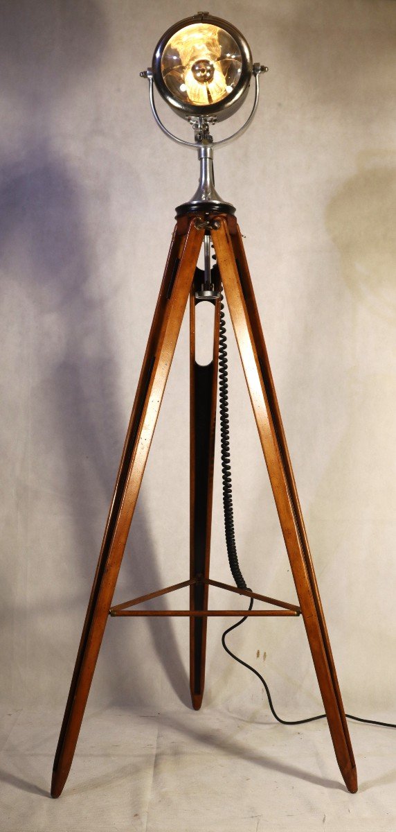 Mahogany Marine Floor Lamp/spotlight "half Mile Ray", Year Around 1930