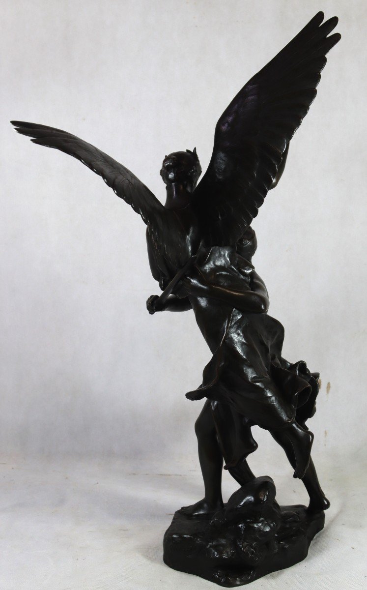 Charles Mercie Gantrago ( XIXe-XXe), Sculpture " La Victoire Couronnant".-photo-2