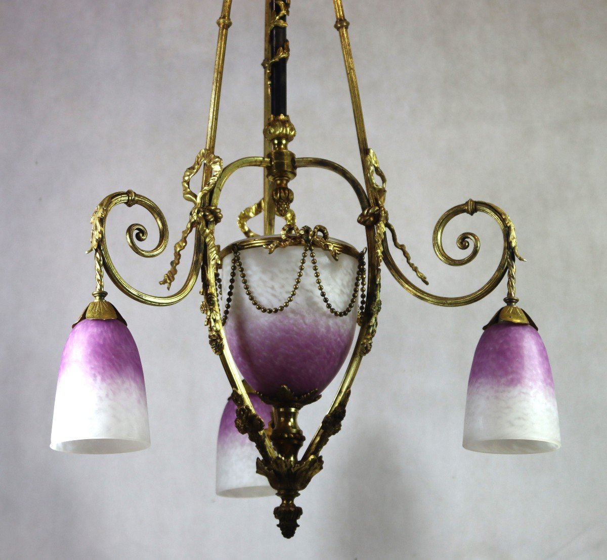 Schneider, Important Louis XVI Style Chandelier, Signed, 20th-photo-5