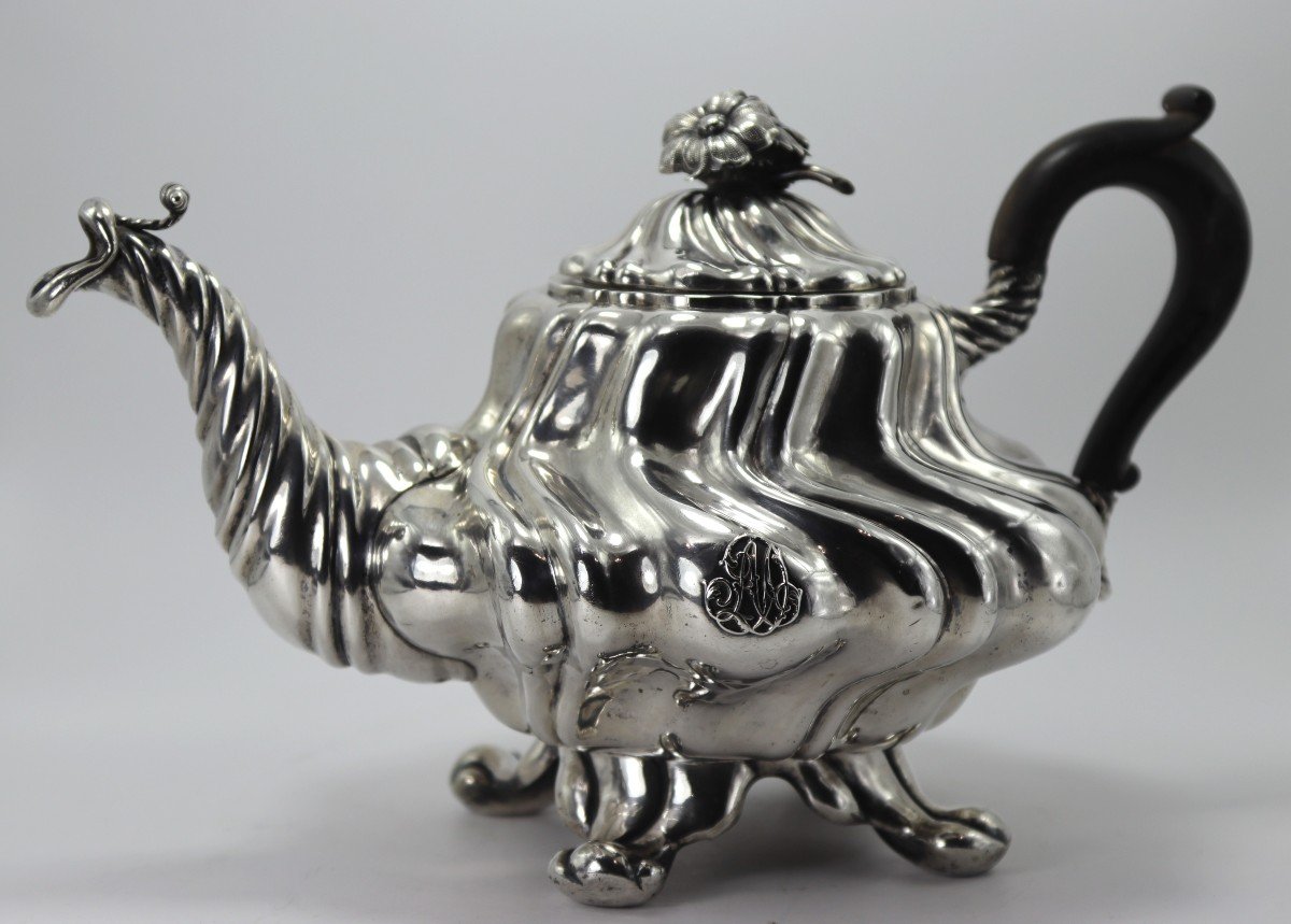 Solid Silver Teapot, 584 Gr, 19th Century