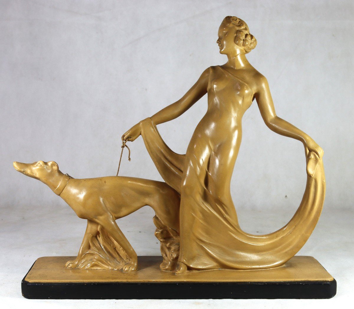 Salvatore Melani (1902-1934) Sculpture " Femme Et Son Lévrier ", XXe