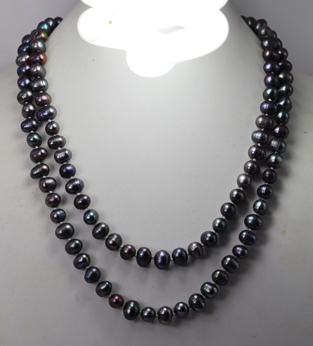 Freshwater Pearl Necklace, 20th Century