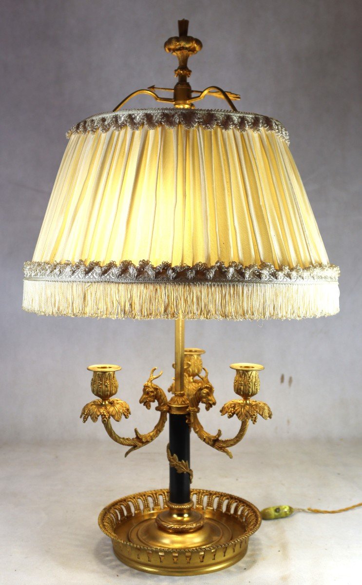 Bronze Bouillotte Lamp In The Style Of Pierre Gouthière, Early 20th Century