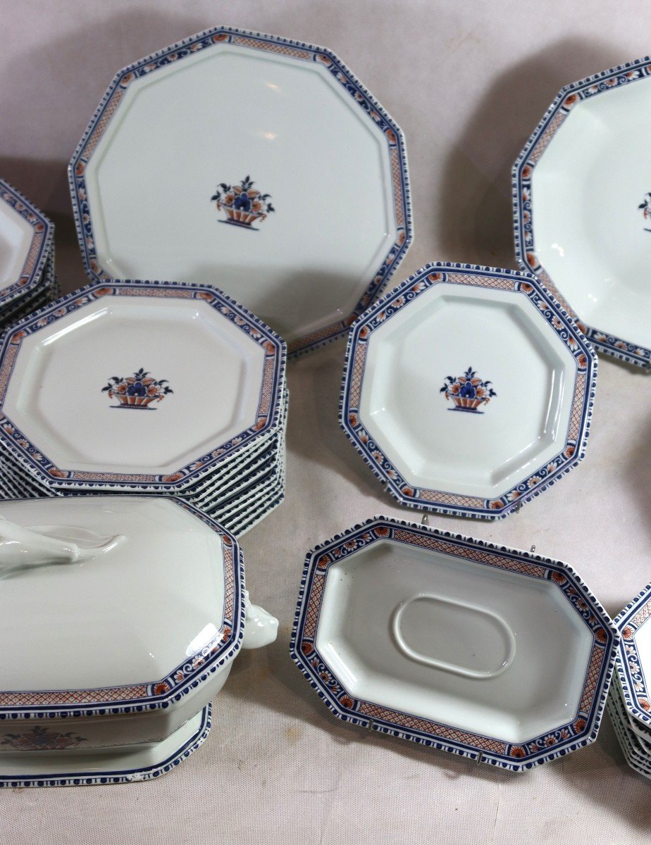 Partie De Service En Porcelaine De Limoges Modèle " Vieux Rouen XVIIIe ", 51 Pièces, XXe-photo-4