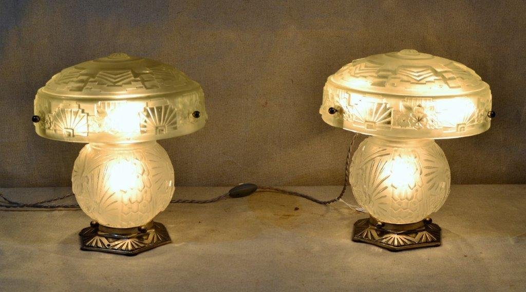 Muller Frères - Lunéville, Pair Of Art Deco Lamps.