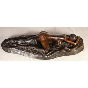 Sculpture En Bronze " Femme Nue Allongée ",  XXe