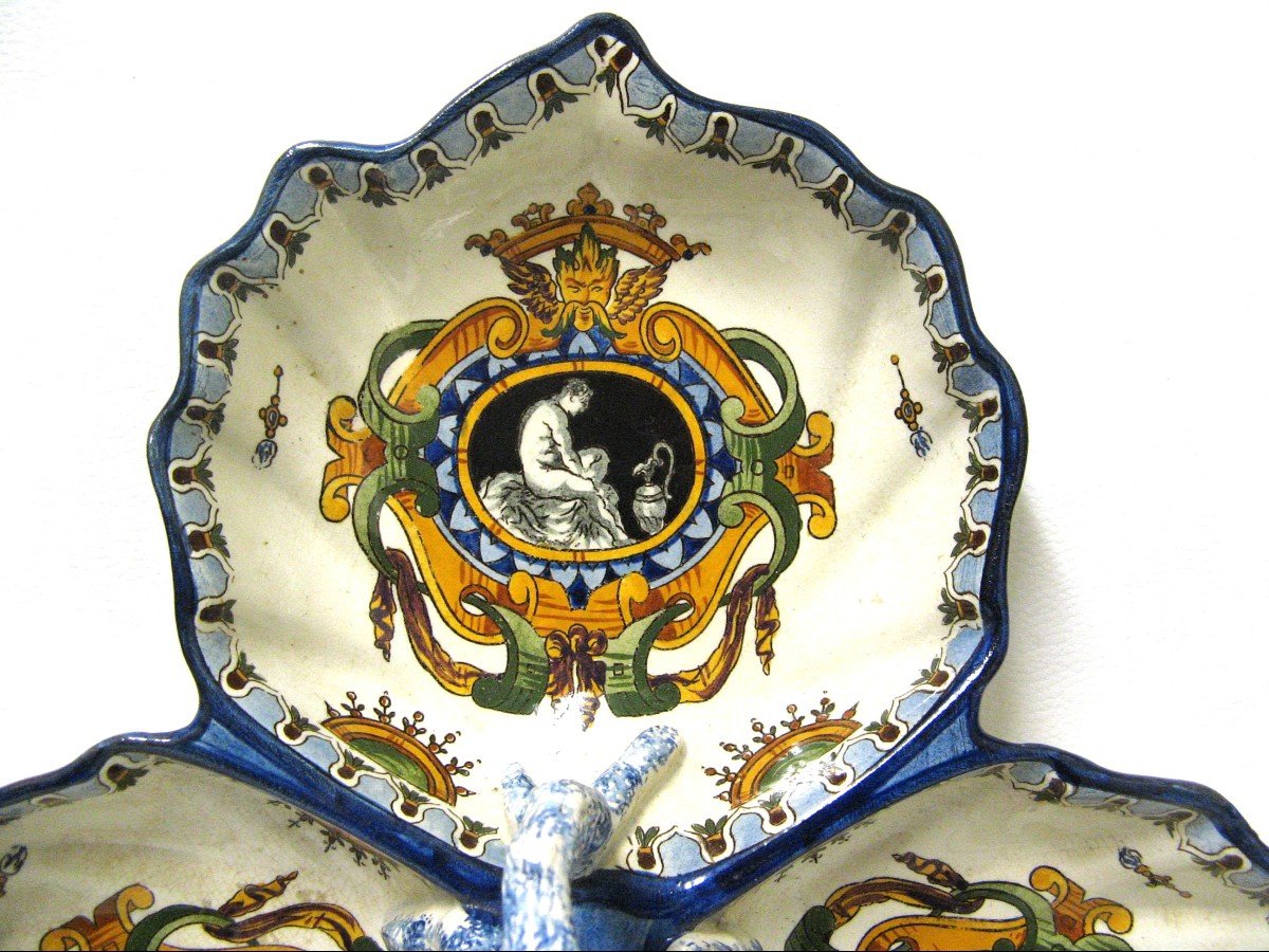 Old Beggar Servant Dish In Gien Earthenware Italian Renaissance Nineteenth.-photo-3