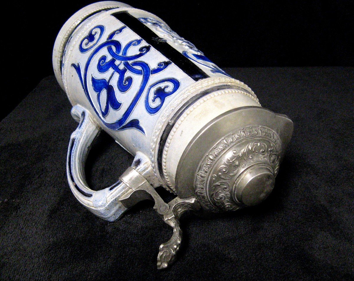 Stoneware Pitcher With The Coat Of Arms Of Belgium.-photo-2