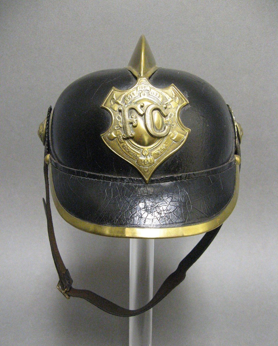 Casque De Sapeur Pompier Du II Reich Guerre De 14/18. Hessen WWI.