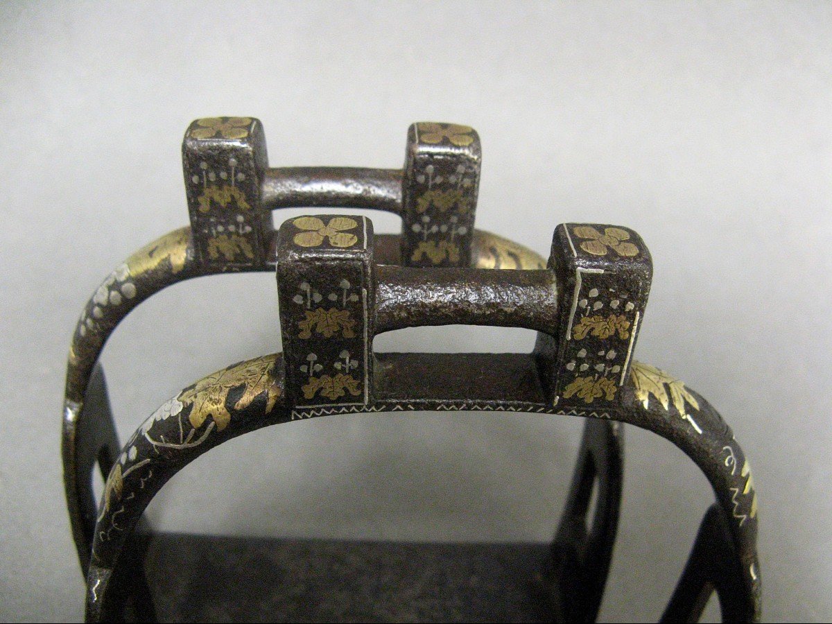 Pair Of Nineteenth Damascene Iron Stirrups.-photo-1