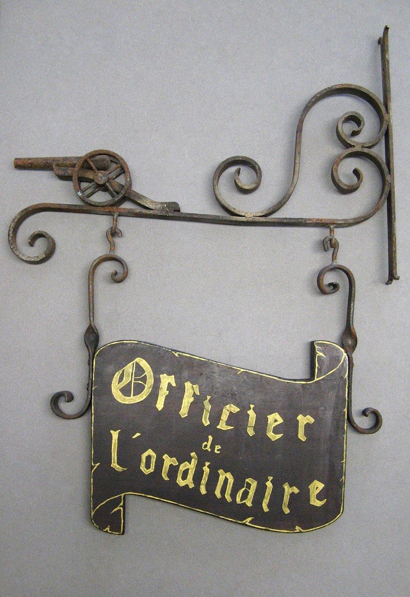 Enseigne De Caserne Militaire.-photo-1