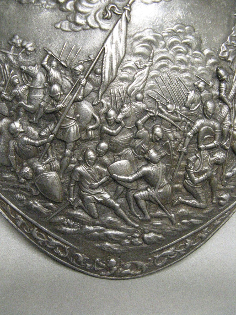 Decorative Shield. Violet Le Duc. France 19th Century. -photo-3