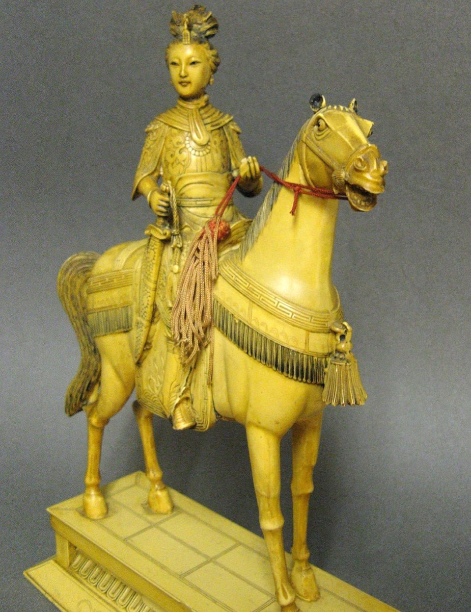 Female Warrior Statue From The Chinese Dynasty.-photo-3