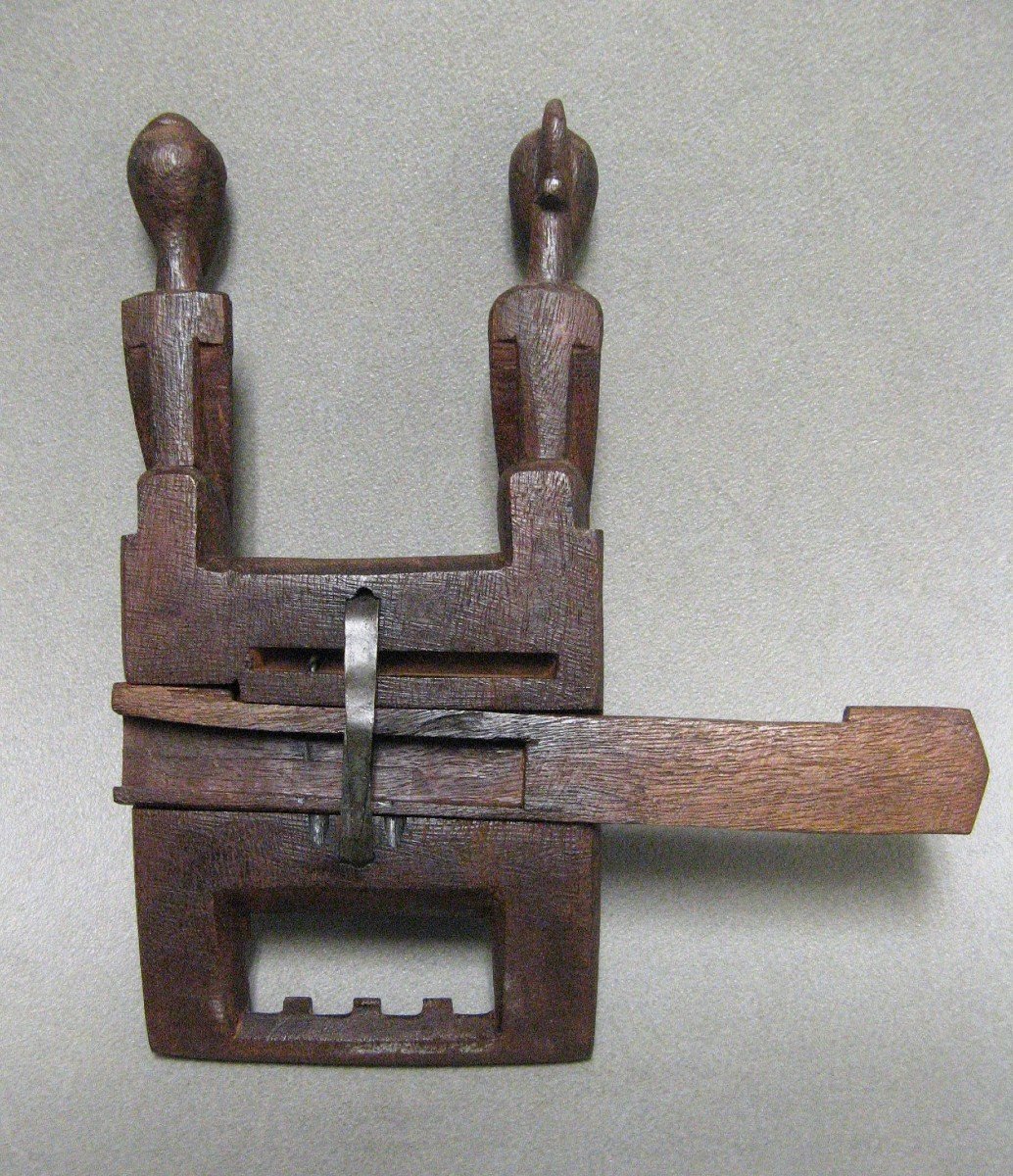 Dogon Case Lock.-photo-1