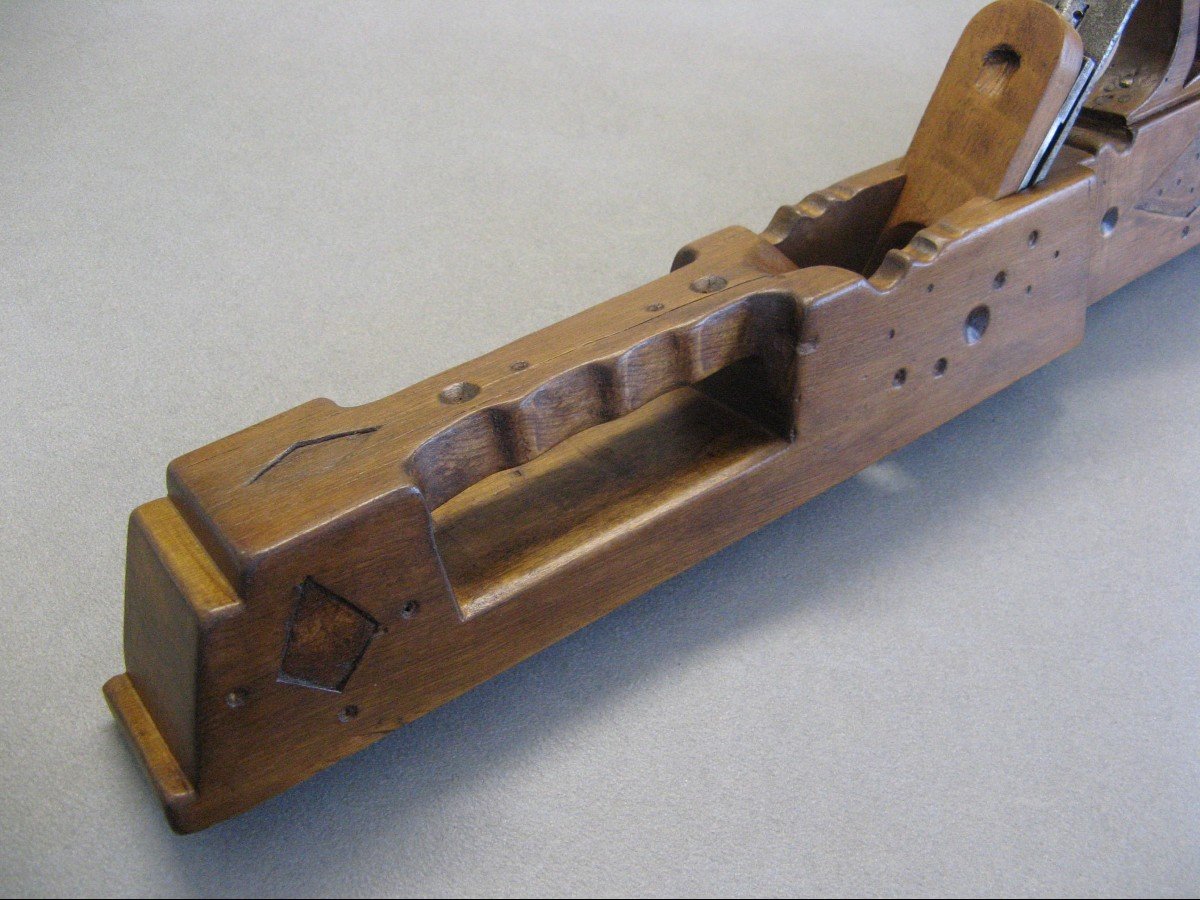 Carved Plane For Cabinetmaker.-photo-3