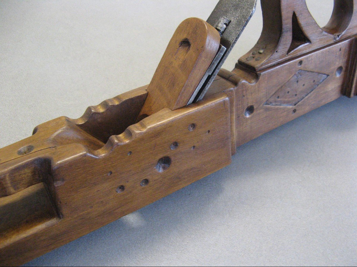 Carved Plane For Cabinetmaker.-photo-4