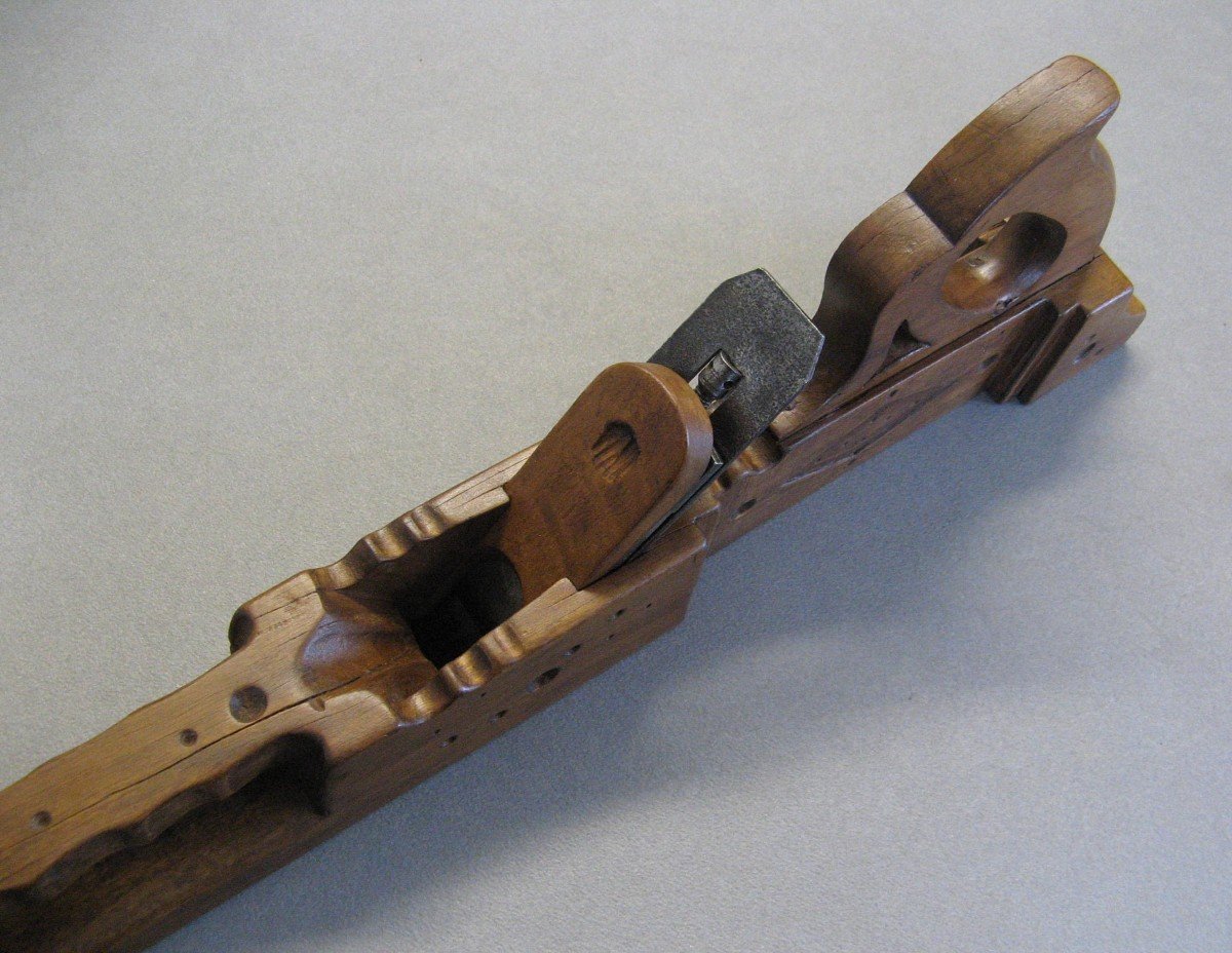 Carved Plane For Cabinetmaker.-photo-3