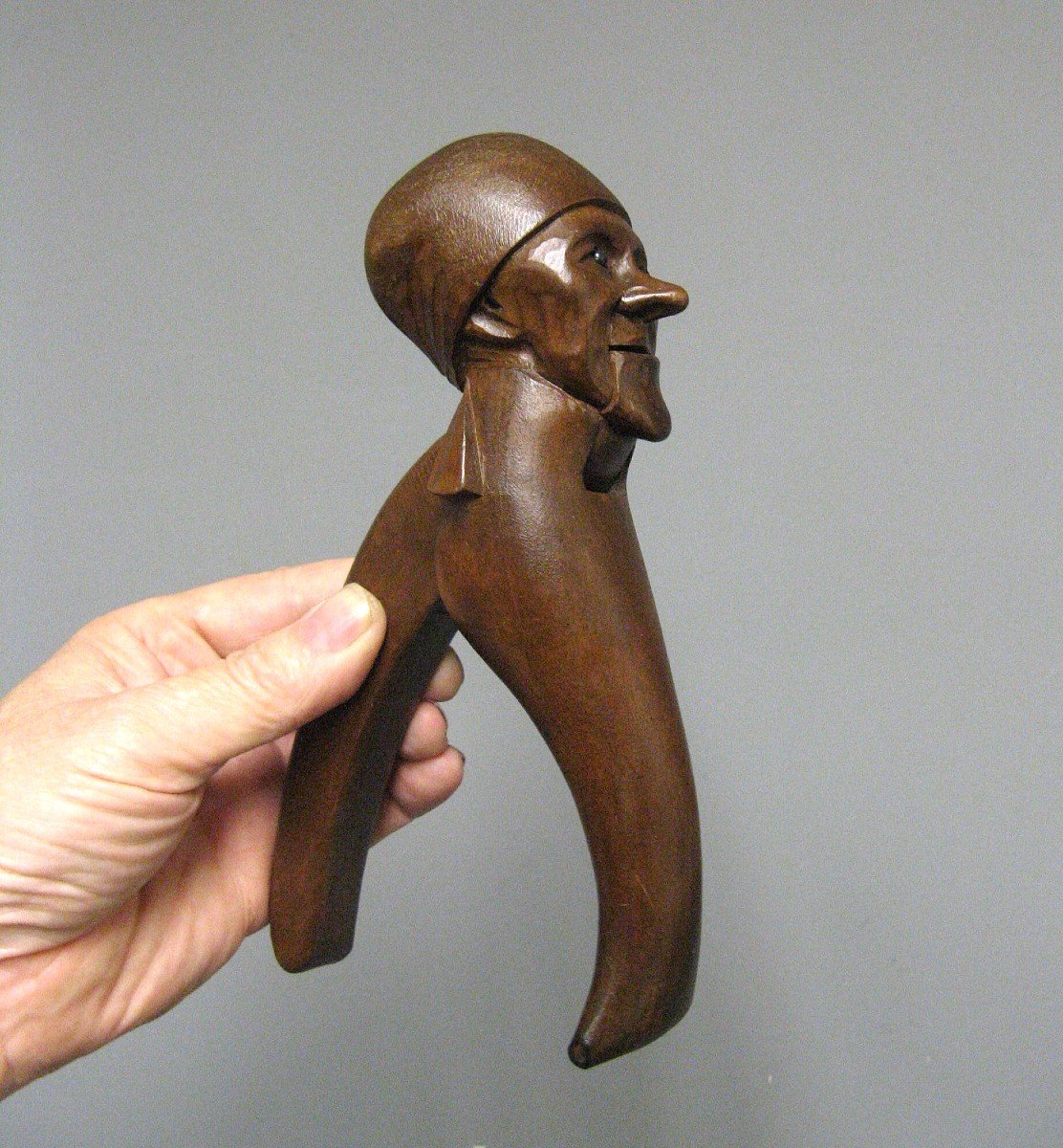 Nutcracker Hazelnut Sculpture Anthropomorphic Old Lady.-photo-2