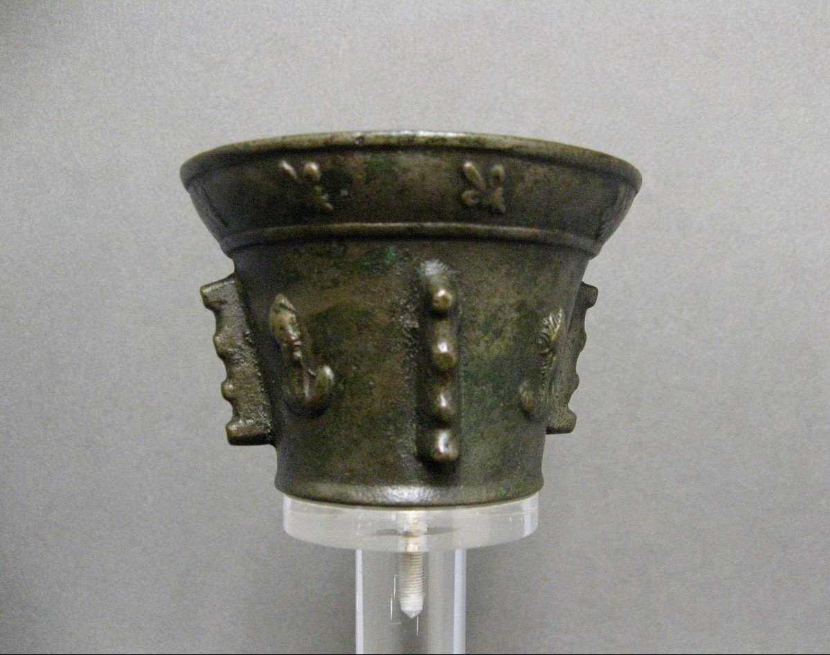 17th Century Bronze Mortar. Fleur De Lys.-photo-1