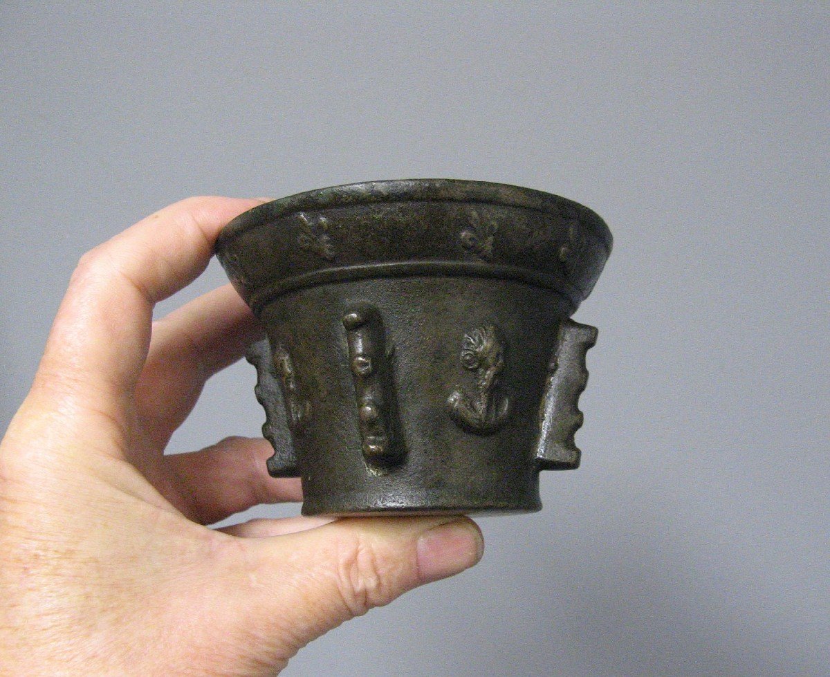 17th Century Bronze Mortar. Fleur De Lys.-photo-3