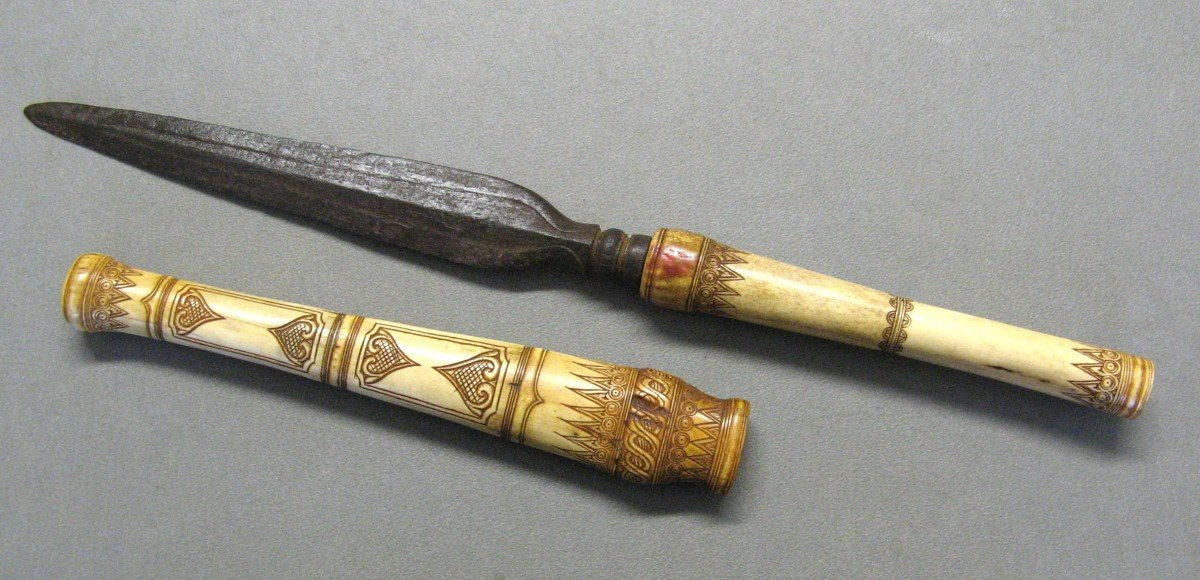 Carved Bone Dagger Knife. Oceanic Tribal Art.