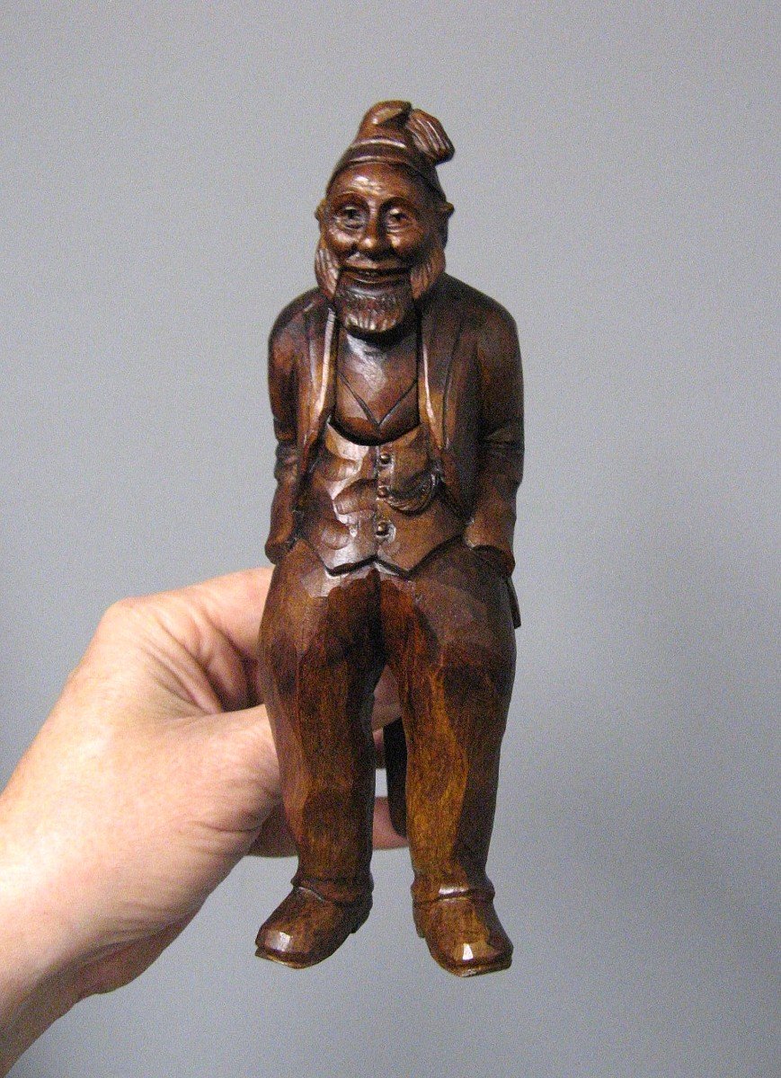 Nutcracker Hazelnut Miller Anthropomorphic Sculpture.-photo-2