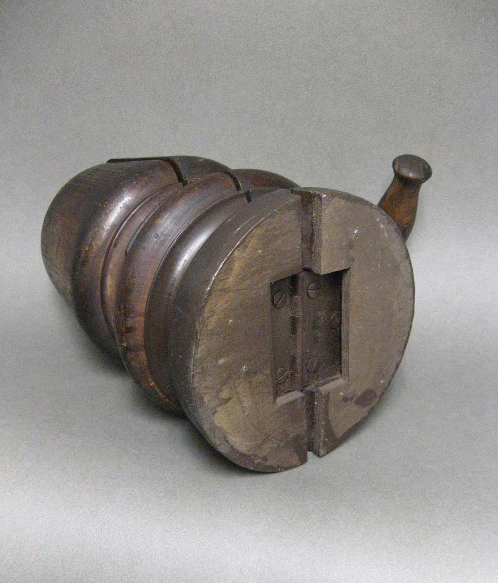  19th Century Adjustable Hat Maker's Hat Form.-photo-2